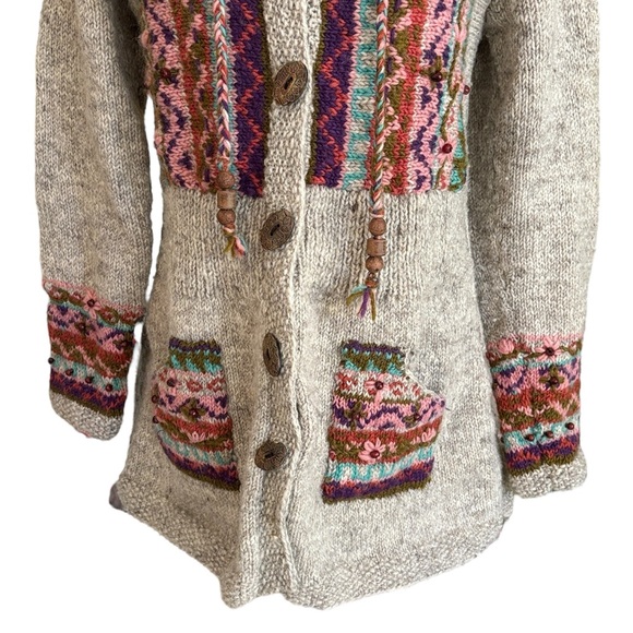 Lost Horizons Hand Knit Embroidered Beaded Hooded Wool Chunky Cardigan - M - Picture 4 of 11